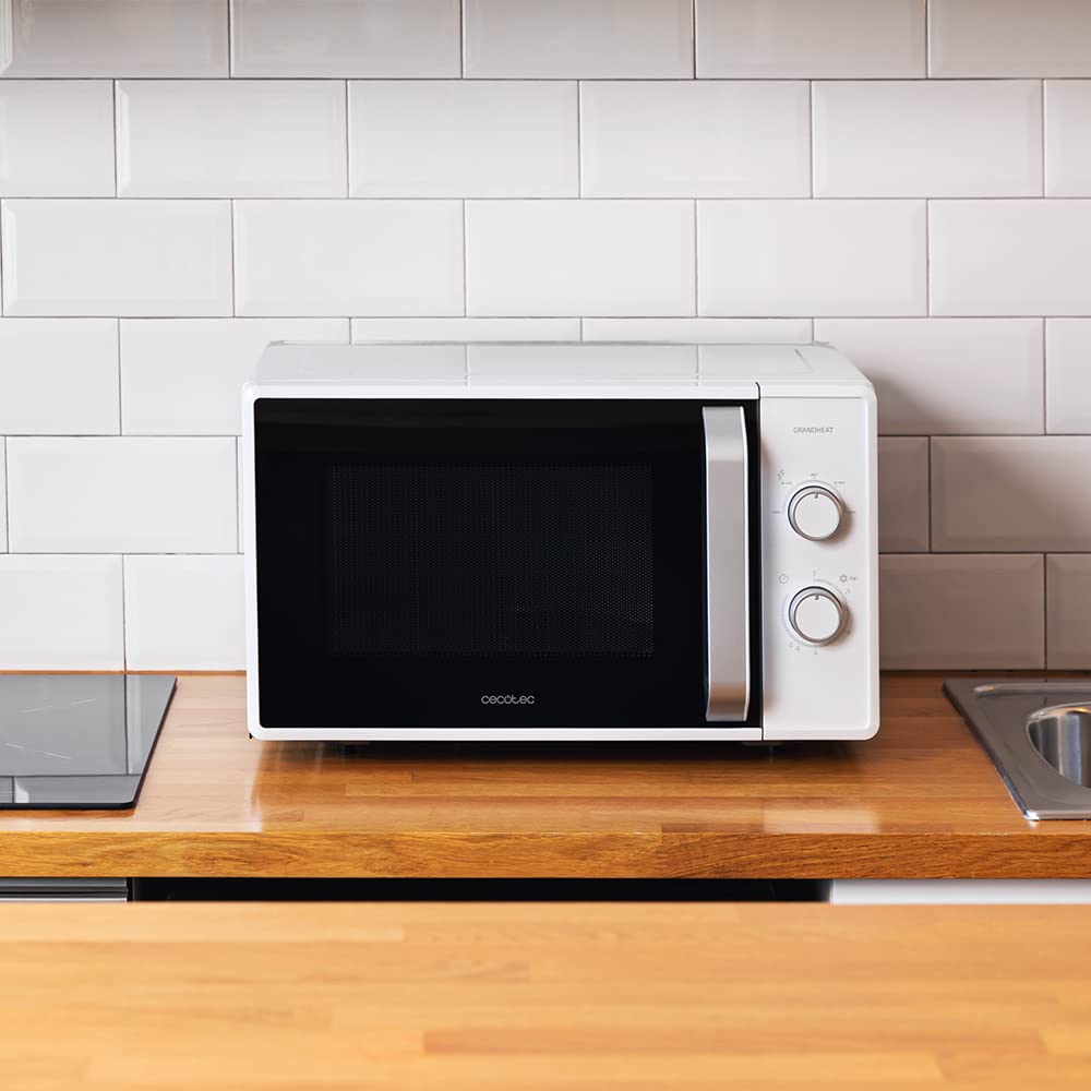 Cecotec ProClean 3010 Microwave, 700 W, 20 L Capacity, Ready2Clean Coating, 3DWave Technology, Defrost Mode, 6 Power Levels, Timer 30 mins