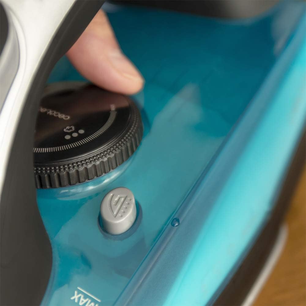 Cecotec Clothes Iron Vapor Fast-Furious 5010 Vital, Turbo Slide Aluminium Sole, Continuous Steam 55 g/min, Steam Stroke 200 g/min, Temperature Regulator, Anti-Drip, 2600 W
