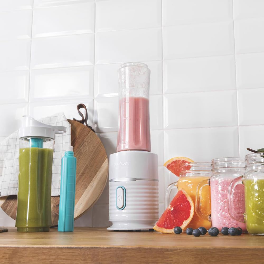 Cecotec EasyGo Power Titanium 350 350 W Portable Single Cup Blender, Ice Pick, 4 Blades Titanium Coated Black Blades, Includes 2 Cooling Tubes, 2 Portable Cups and 2 Lids