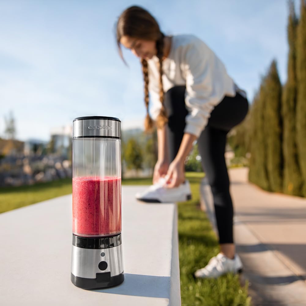 Cecotec EasyGo Power Titanium 350 350 W Portable Single Cup Blender, Ice Pick, 4 Blades Titanium Coated Black Blades, Includes 2 Cooling Tubes, 2 Portable Cups and 2 Lids