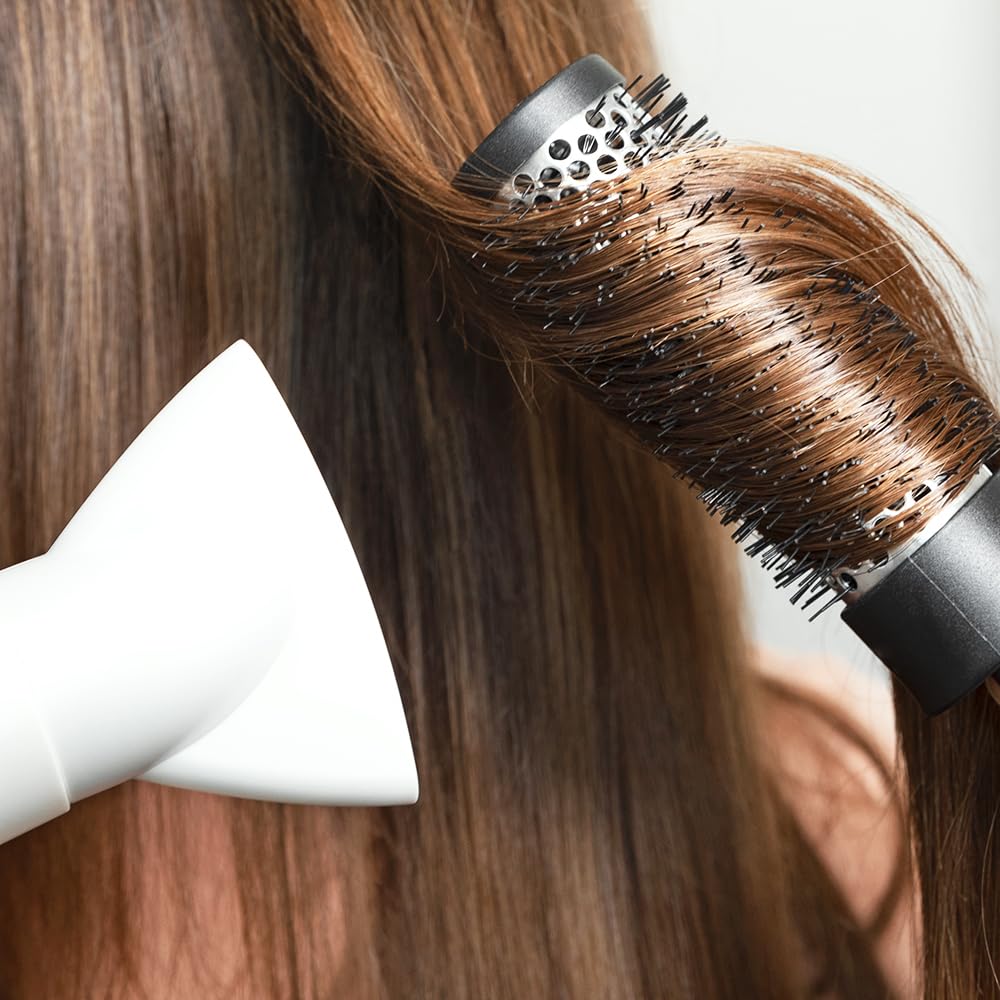 Cecotec Bamba IoniCare 5200 Aura Black Ionic Hair Dryer. 2300W, Concentrator and Diffuser, Frizz Free Hair, DC Motor, Real Ion, High Air Flow, 2 Speeds and 3 Temperatures