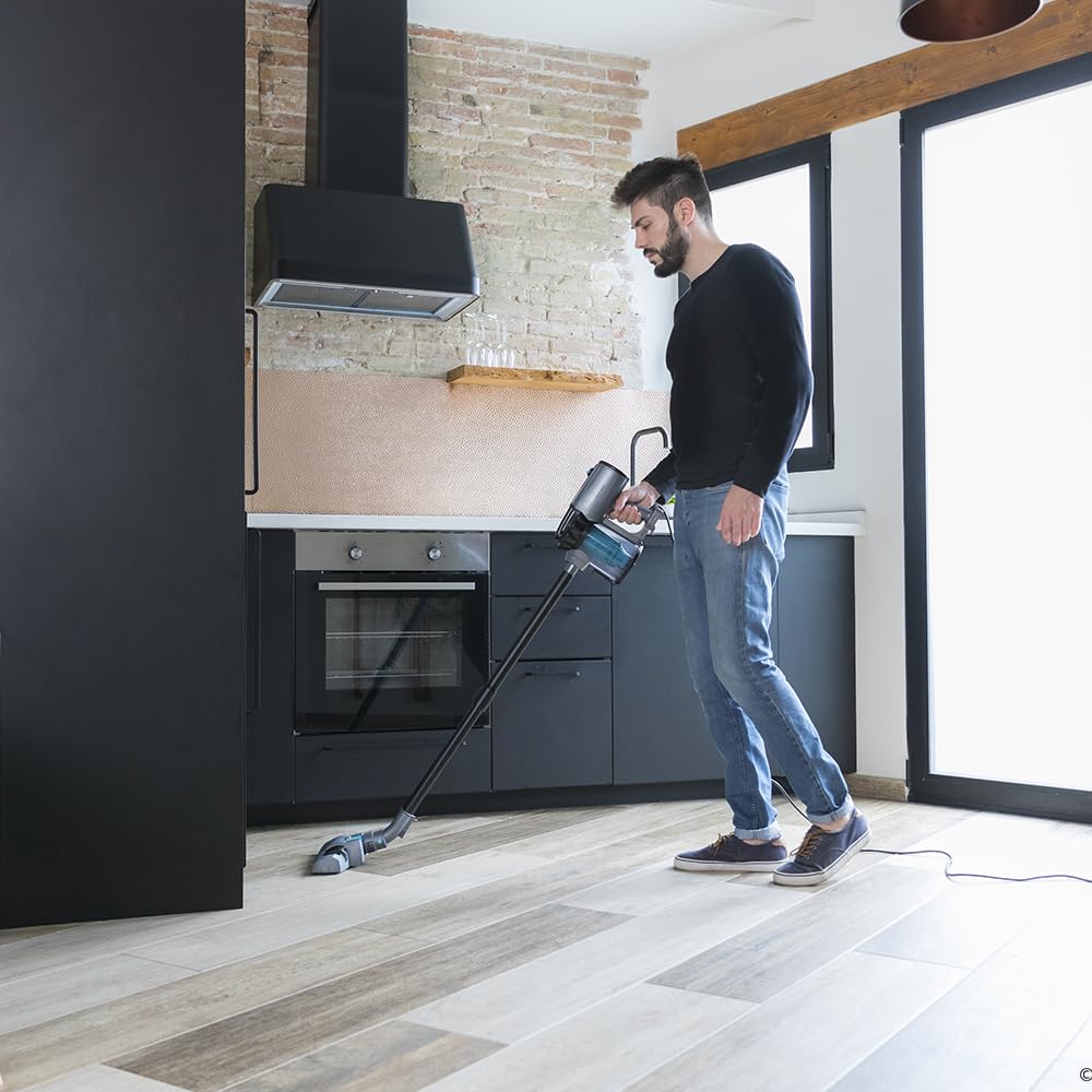 Cecotec Conga Thunderbrush 560 Upright Vacuum Cleaner, 2 in 1, 600 W, Cyclonic Technology, High Efficiency Filter, 6 Metres Radius, Includes 2 Accessories