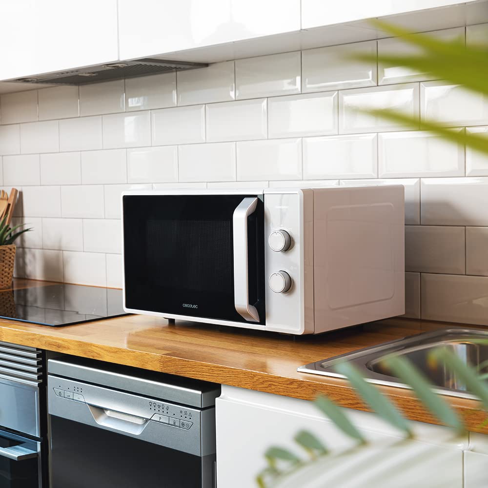 Cecotec ProClean 3010 Microwave, 700 W, 20 L Capacity, Ready2Clean Coating, 3DWave Technology, Defrost Mode, 6 Power Levels, Timer 30 mins