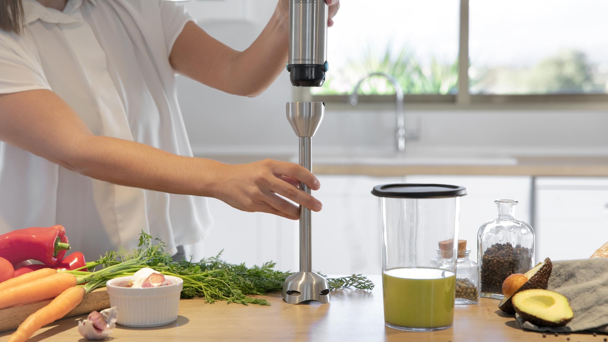 Cecotec Power TitanBlack 1500 XL PerfectCream&Crush Hand Blender, 1500 W, CrossBlades Technology with 4-Blade Blades, XL Foot, Includes Chopper, Whisk Sticks and Masher