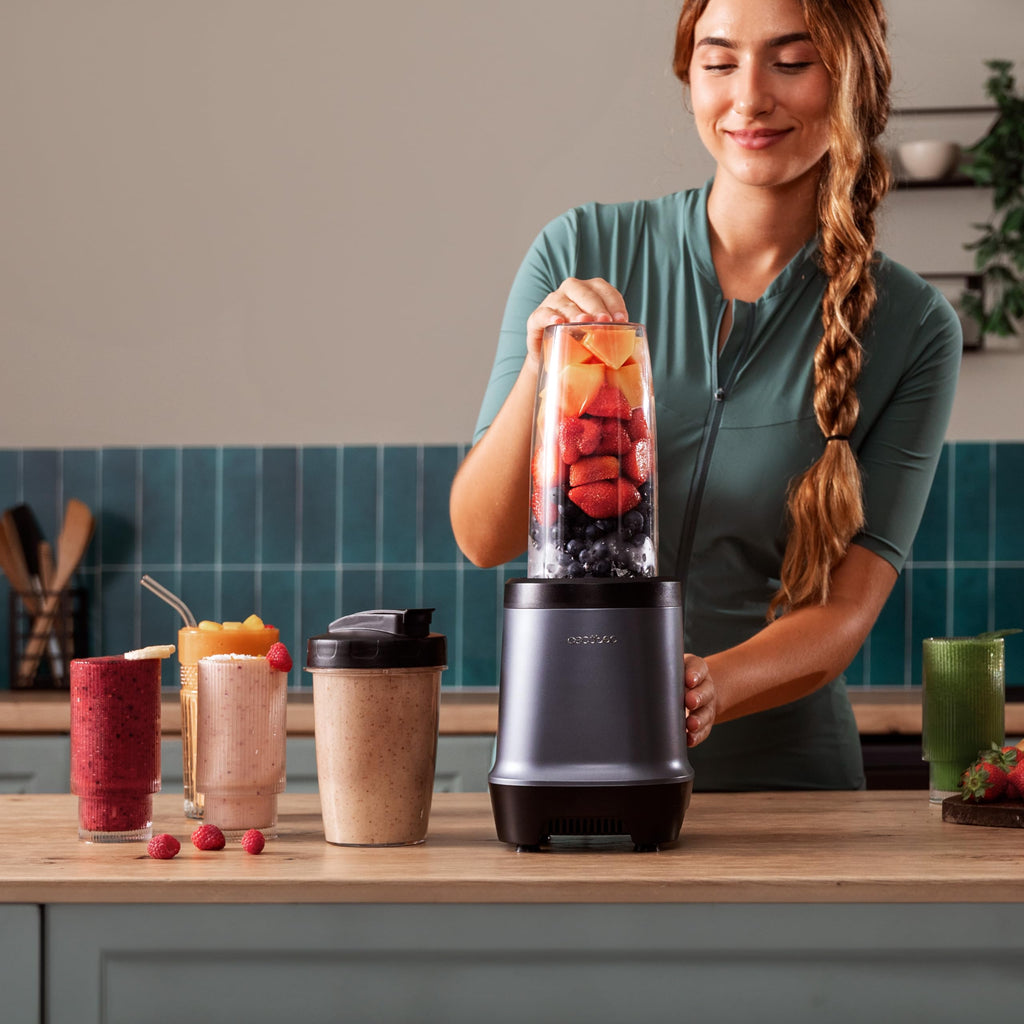 Cecotec EasyGo Power Titanium 350 350 W Portable Single Cup Blender, Ice Pick, 4 Blades Titanium Coated Black Blades, Includes 2 Cooling Tubes, 2 Portable Cups and 2 Lids