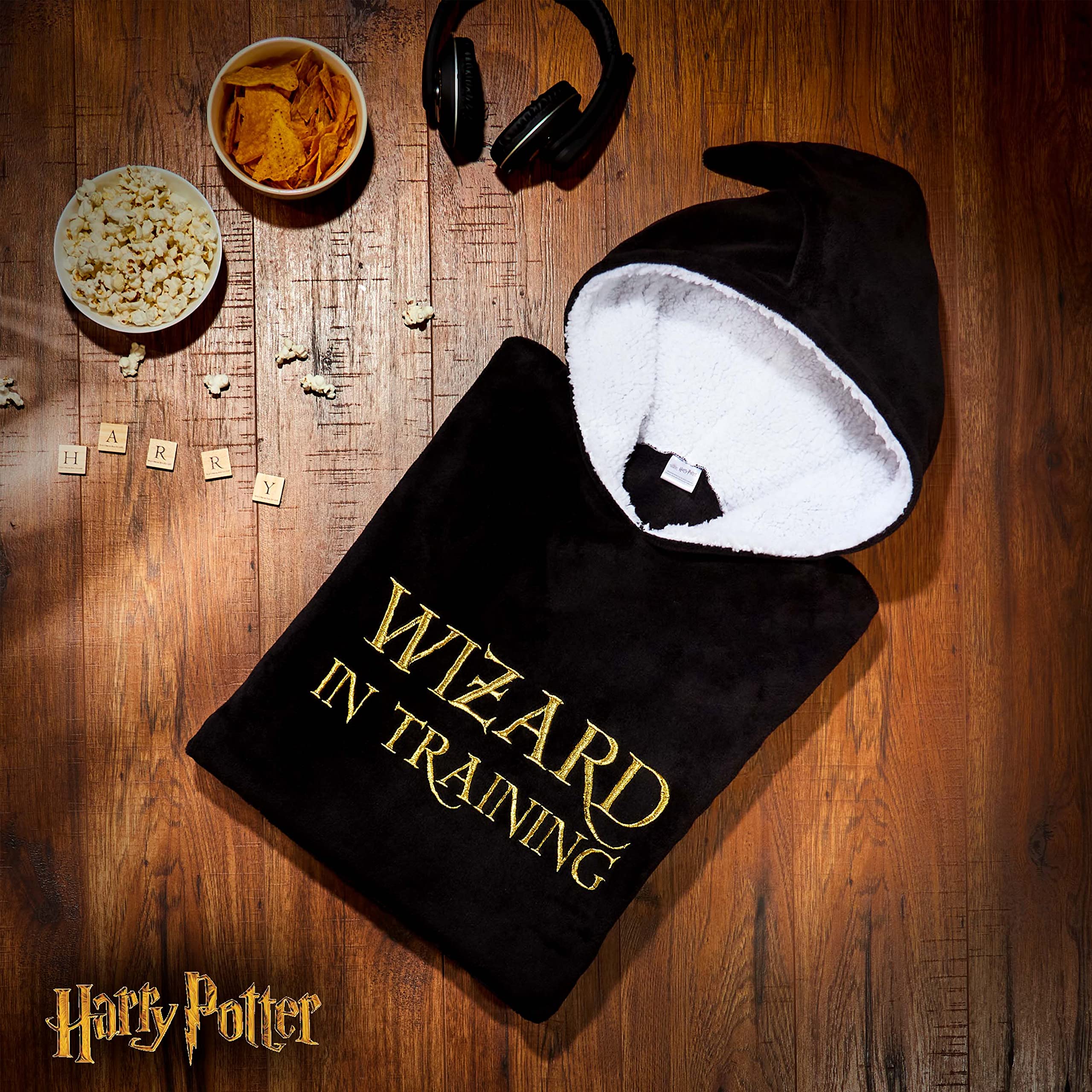 Harry Potter Women's Sweatshirt, Fleece Blanket Robe, Women's Oversized Sweatshirt with Fleece Hood, Original Gifts for Women