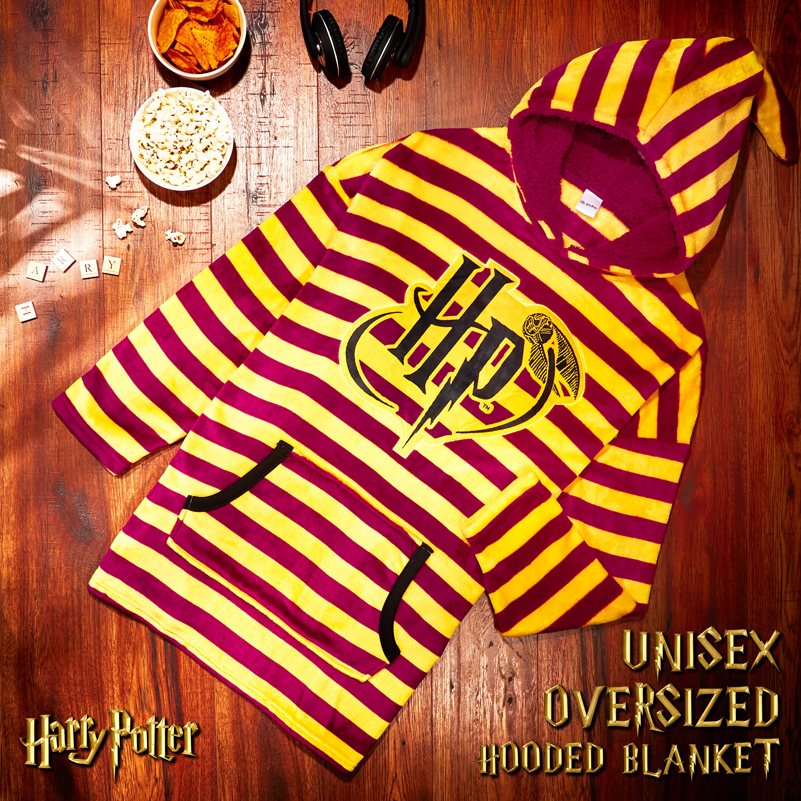 Harry Potter Women's Sweatshirt, Fleece Blanket Robe, Women's Oversized Sweatshirt with Fleece Hood, Original Gifts for Women