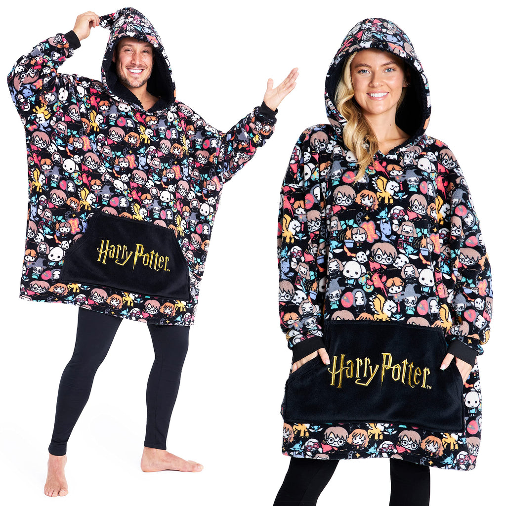 Harry Potter Women's Sweatshirt, Fleece Blanket Robe, Women's Oversized Sweatshirt with Fleece Hood, Original Gifts for Women